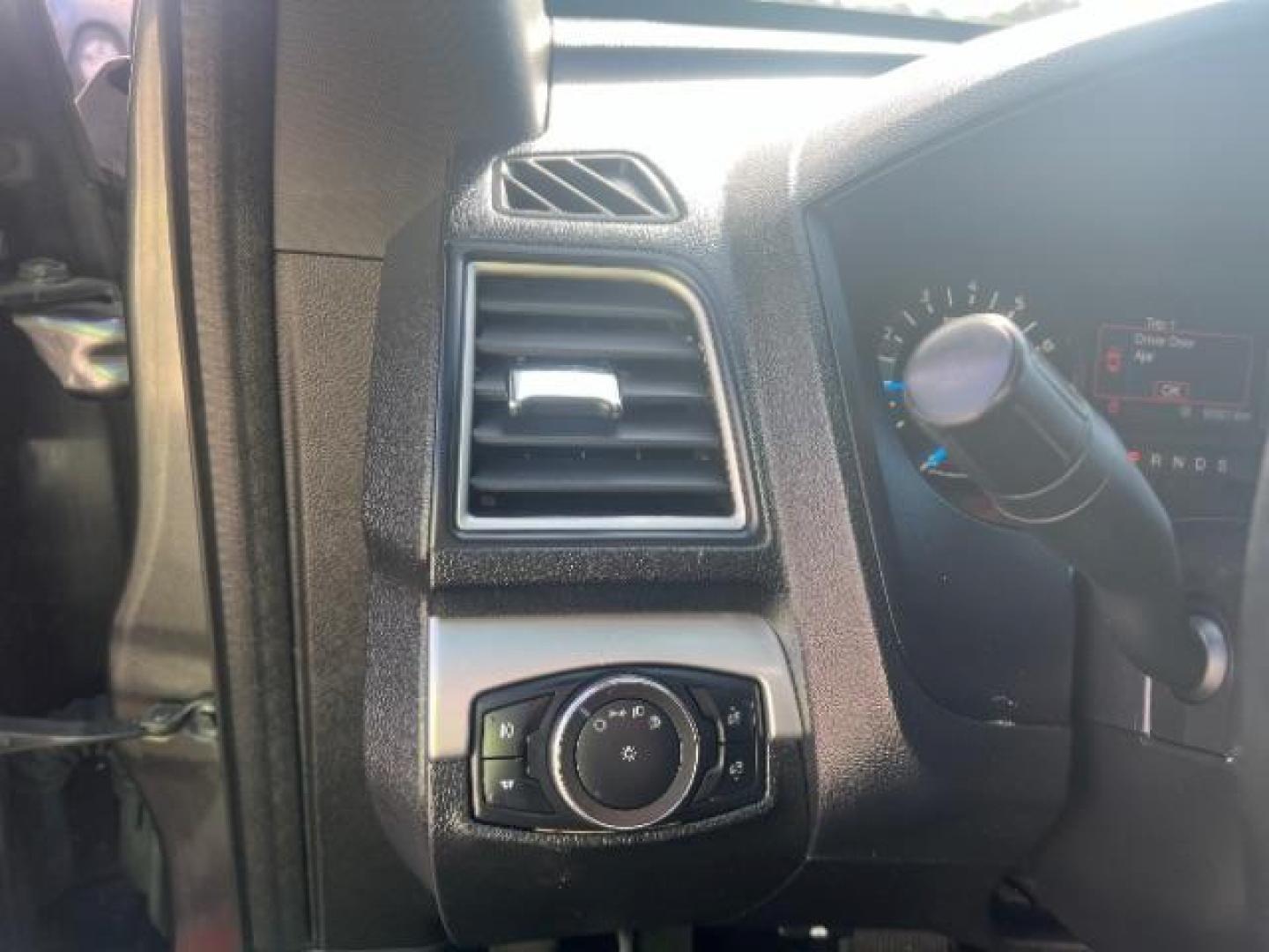 2017 Smoked Quartz Tinted Clearcoat Metallic /Dark Earth w/Ebony Black, leather/sueded microfibe Ford Explorer XLT 4WD (1FM5K8D80HG) with an 3.5L V6 DOHC 24V engine, 6-Speed Automatic transmission, located at 940 North Main Street, Cedar City, UT, 84720, (435) 628-0023, 37.692936, -113.061897 - Photo#17