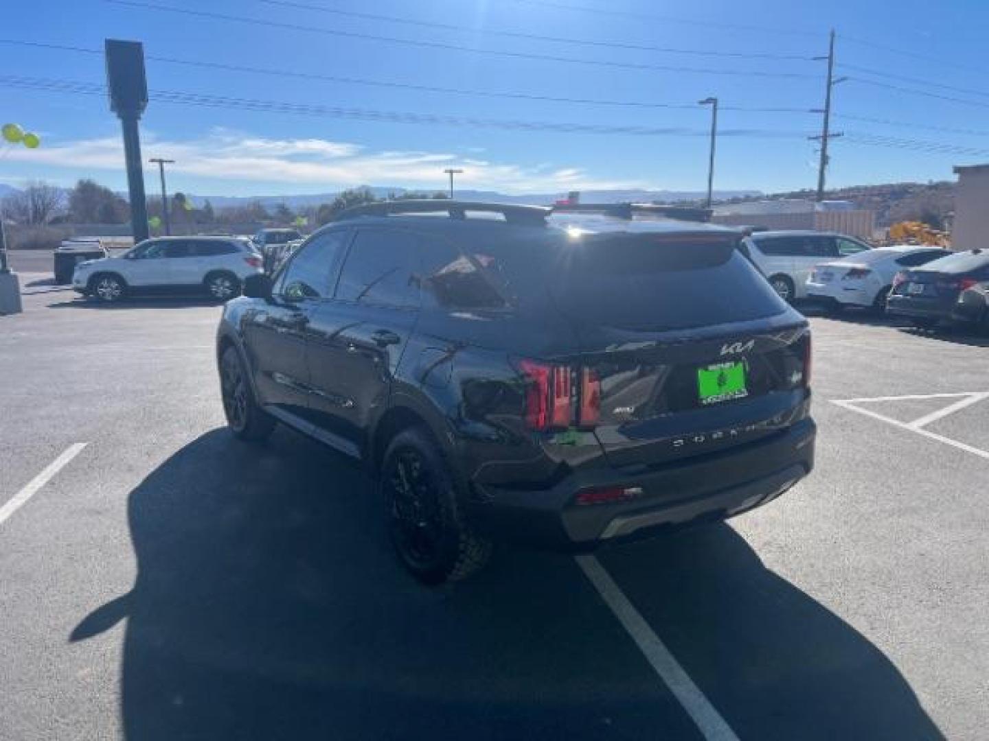 2022 Black /Black Leather Interior Kia Sorento X-Line S AWD (5XYRLDLC5NG) with an 4 CYL engine, AUTOMATIC transmission, located at 1865 East Red Hills Pkwy, St. George, 84770, (435) 628-0023, 37.120850, -113.543640 - 2022 Kia Sorento X-Line S AWD in excellent condition. Equipped with a 2.5L 4-cylinder engine for strong performance and fuel efficiency, all-wheel drive for confident handling, and the rugged X-Line trim with premium upgrades. Spacious 3-row seating comfortably fits up to 7 passengers. Features mode - Photo#4