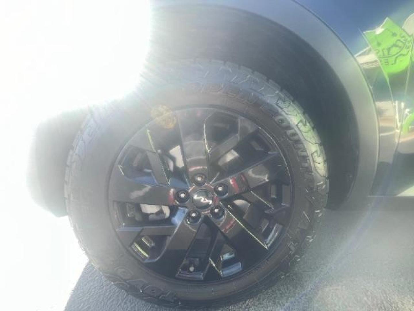 2022 Black /Black Leather Interior Kia Sorento X-Line S AWD (5XYRLDLC5NG) with an 4 CYL engine, AUTOMATIC transmission, located at 1865 East Red Hills Pkwy, St. George, 84770, (435) 628-0023, 37.120850, -113.543640 - 2022 Kia Sorento X-Line S AWD in excellent condition. Equipped with a 2.5L 4-cylinder engine for strong performance and fuel efficiency, all-wheel drive for confident handling, and the rugged X-Line trim with premium upgrades. Spacious 3-row seating comfortably fits up to 7 passengers. Features mode - Photo#10