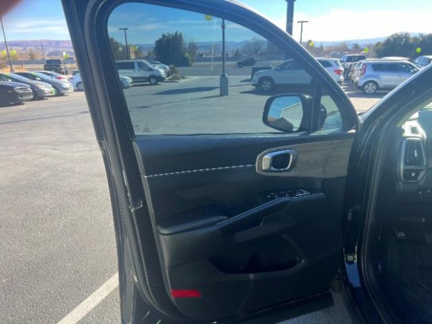 2022 Black /Black Leather Interior Kia Sorento X-Line S AWD (5XYRLDLC5NG) with an 4 CYL engine, AUTOMATIC transmission, located at 1865 East Red Hills Pkwy, St. George, 84770, (435) 628-0023, 37.120850, -113.543640 - 2022 Kia Sorento X-Line S AWD in excellent condition. Equipped with a 2.5L 4-cylinder engine for strong performance and fuel efficiency, all-wheel drive for confident handling, and the rugged X-Line trim with premium upgrades. Spacious 3-row seating comfortably fits up to 7 passengers. Features mode - Photo#12
