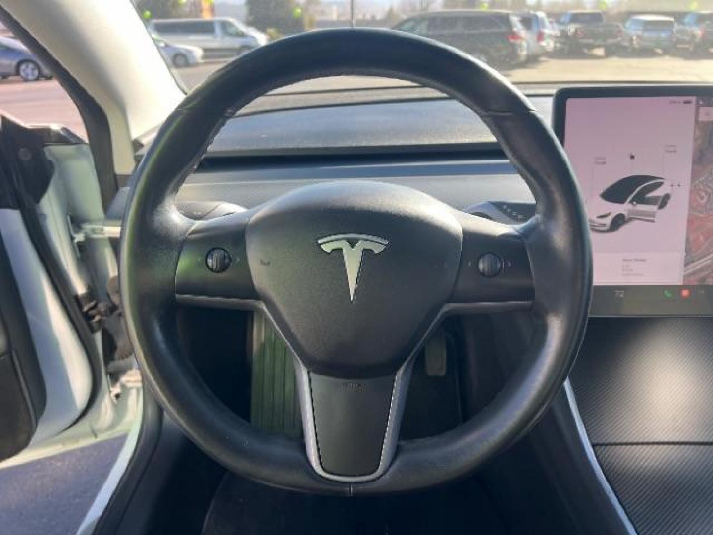 2018 White /Black Tesla Model 3 Long Range (5YJ3E1EB8JF) with an ELECTRIC engine, 1-Speed Automatic transmission, located at 1865 East Red Hills Pkwy, St. George, 84770, (435) 628-0023, 37.120850, -113.543640 - COMING SOON! ****Price includes $4k IRS EV REBATE**** We are setup with IRS to file the rebate directly and take credit off the price of car. Check with IRS EV website to be sure you qualify. Trump has threatened to end rebate so ACT FAST! Excellent AWD, Long Range, 300 miles on full charge, ugrad - Photo#17