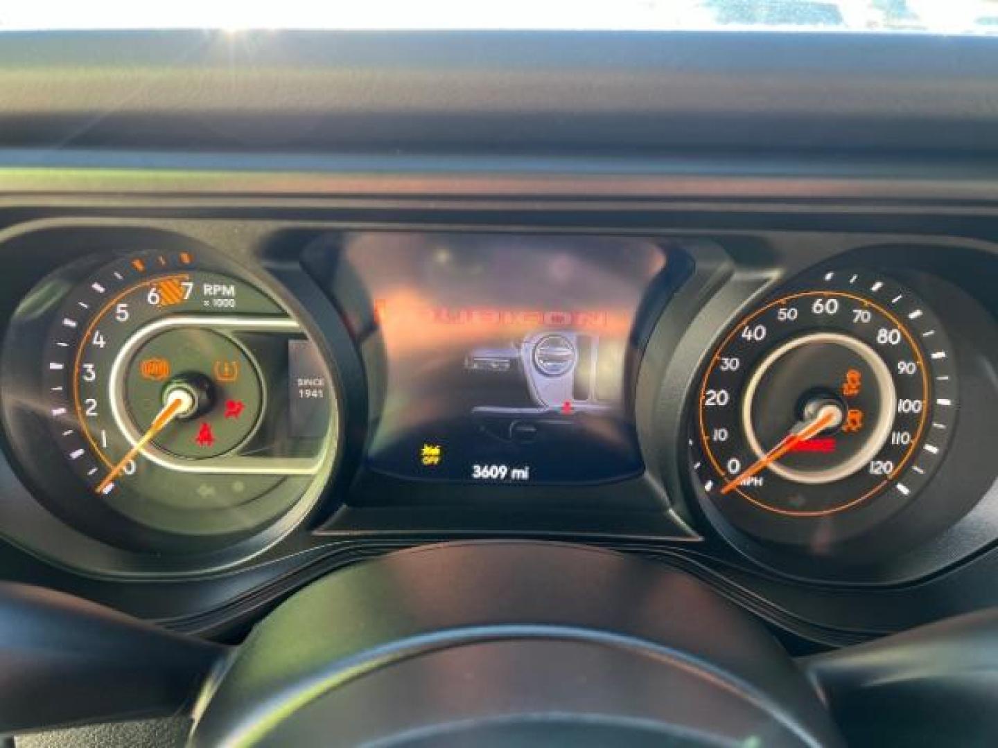 2024 Anvil Clear Coat /Black Jeep Wrangler Rubicon (1C4PJXCG6RW) with an 3.6L V6 DOHC 24V engine, Automatic transmission, located at 1865 East Red Hills Pkwy, St. George, 84770, (435) 628-0023, 37.120850, -113.543640 - Photo#17