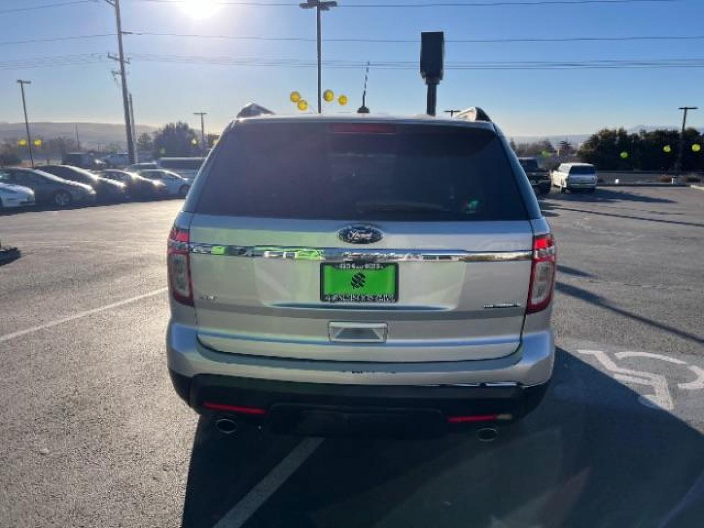 2013 Ingot Silver Metallic /Charcoal Black Leather Interior Ford Explorer XLT FWD (1FM5K7D86DG) with an 3.5L V6 DOHC 24V engine, 6-Speed Automatic transmission, located at 1865 East Red Hills Pkwy, St. George, 84770, (435) 628-0023, 37.120850, -113.543640 - We specialize in helping ALL people get the best financing available. No matter your credit score, good, bad or none we can get you an amazing rate. Had a bankruptcy, divorce, or repossessions? We give you the green light to get your credit back on the road. Low down and affordable payments that fit - Photo#5