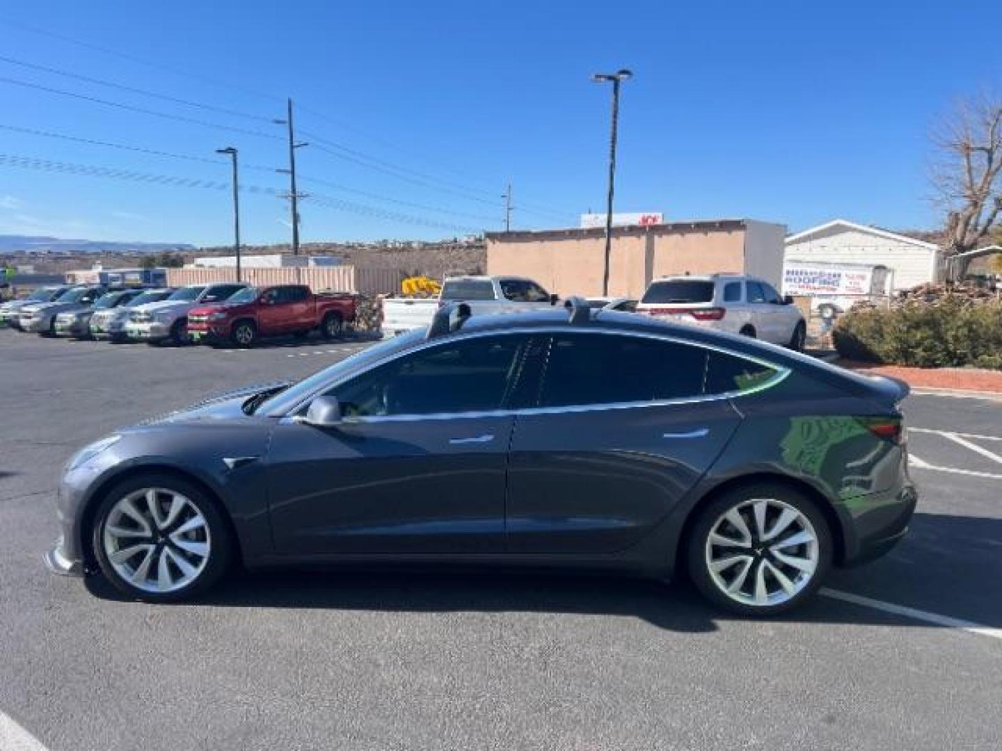 2018 Gray /Black Tesla Model 3 Long Range (5YJ3E1EB8JF) with an Electric engine, 1 Speed-Automatic transmission, located at 1865 East Red Hills Pkwy, St. George, 84770, (435) 628-0023, 37.120850, -113.543640 - COMING SOON! ****Price includes $4k IRS EV REBATE**** We are setup with IRS to file the rebate directly and take credit off the price of car. Check with IRS EV website to be sure you qualify. Trump has threatened to end rebate so ACT FAST! Long Range AWD in excellent condition. Upgraded computer r - Photo#5