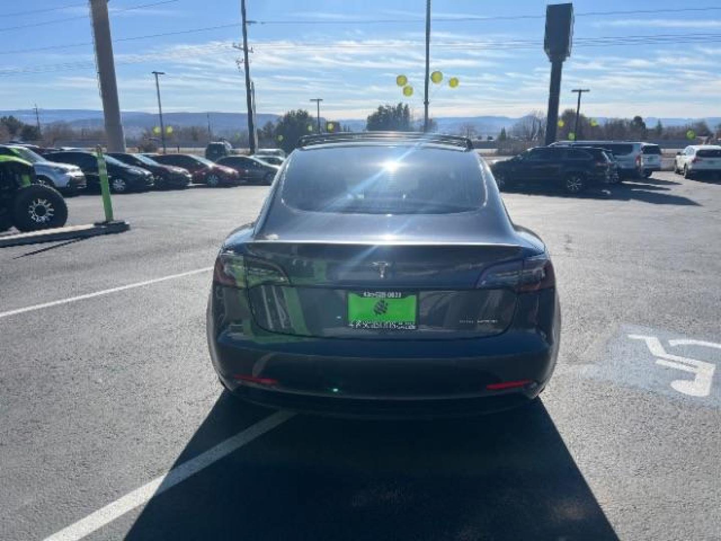 2018 Gray /Black Tesla Model 3 Long Range (5YJ3E1EB8JF) with an Electric engine, 1 Speed-Automatic transmission, located at 1865 East Red Hills Pkwy, St. George, 84770, (435) 628-0023, 37.120850, -113.543640 - COMING SOON! ****Price includes $4k IRS EV REBATE**** We are setup with IRS to file the rebate directly and take credit off the price of car. Check with IRS EV website to be sure you qualify. Trump has threatened to end rebate so ACT FAST! Long Range AWD in excellent condition. Upgraded computer r - Photo#7
