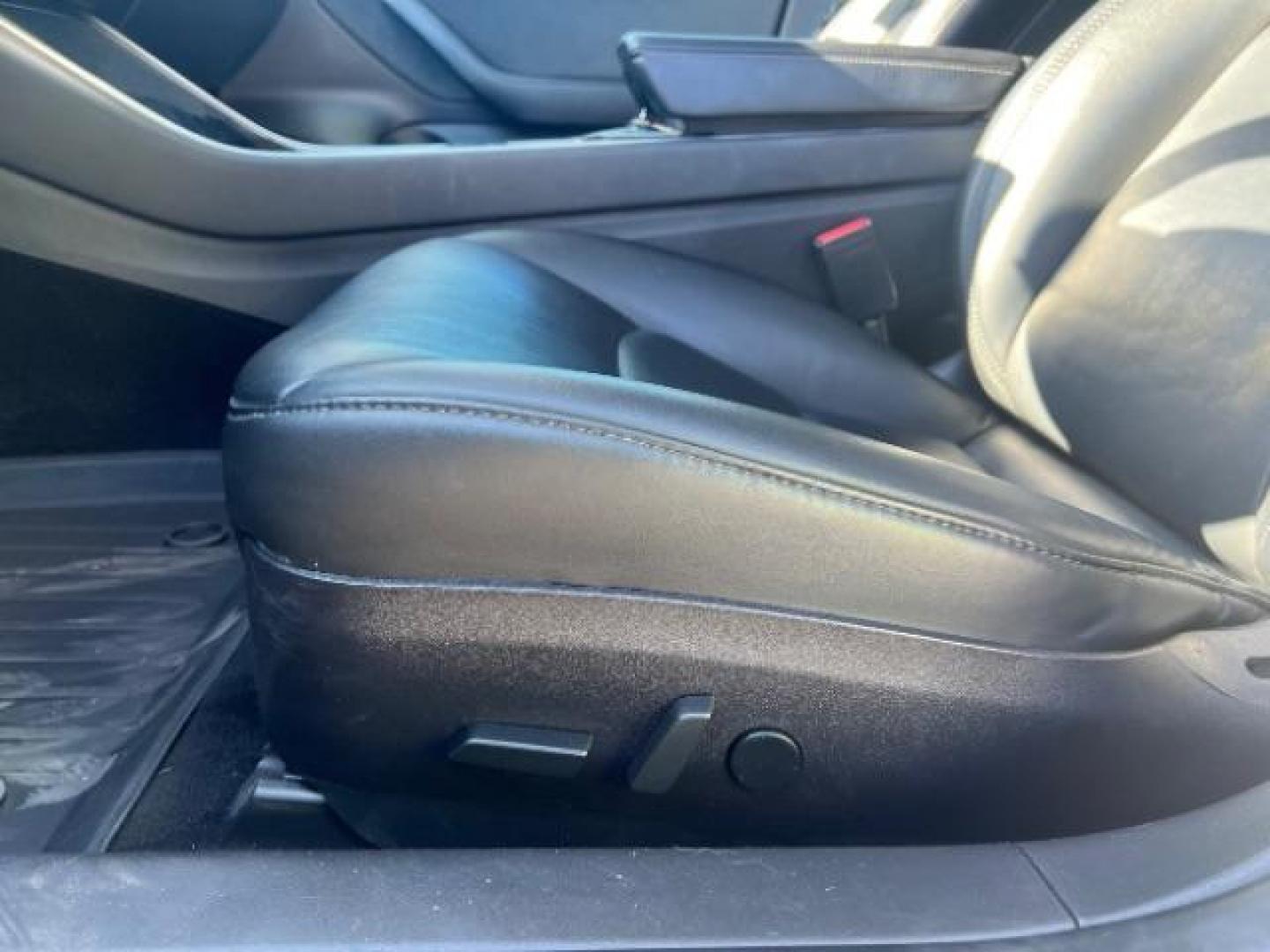 2018 Gray /Black Tesla Model 3 Long Range (5YJ3E1EB8JF) with an Electric engine, 1 Speed-Automatic transmission, located at 1865 East Red Hills Pkwy, St. George, 84770, (435) 628-0023, 37.120850, -113.543640 - COMING SOON! ****Price includes $4k IRS EV REBATE**** We are setup with IRS to file the rebate directly and take credit off the price of car. Check with IRS EV website to be sure you qualify. Trump has threatened to end rebate so ACT FAST! Long Range AWD in excellent condition. Upgraded computer r - Photo#15