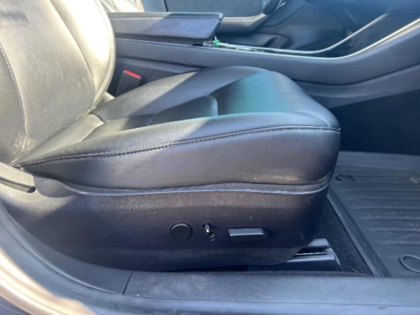 2018 Gray /Black Tesla Model 3 Long Range (5YJ3E1EB8JF) with an Electric engine, 1 Speed-Automatic transmission, located at 1865 East Red Hills Pkwy, St. George, 84770, (435) 628-0023, 37.120850, -113.543640 - COMING SOON! ****Price includes $4k IRS EV REBATE**** We are setup with IRS to file the rebate directly and take credit off the price of car. Check with IRS EV website to be sure you qualify. Trump has threatened to end rebate so ACT FAST! Long Range AWD in excellent condition. Upgraded computer r - Photo#28