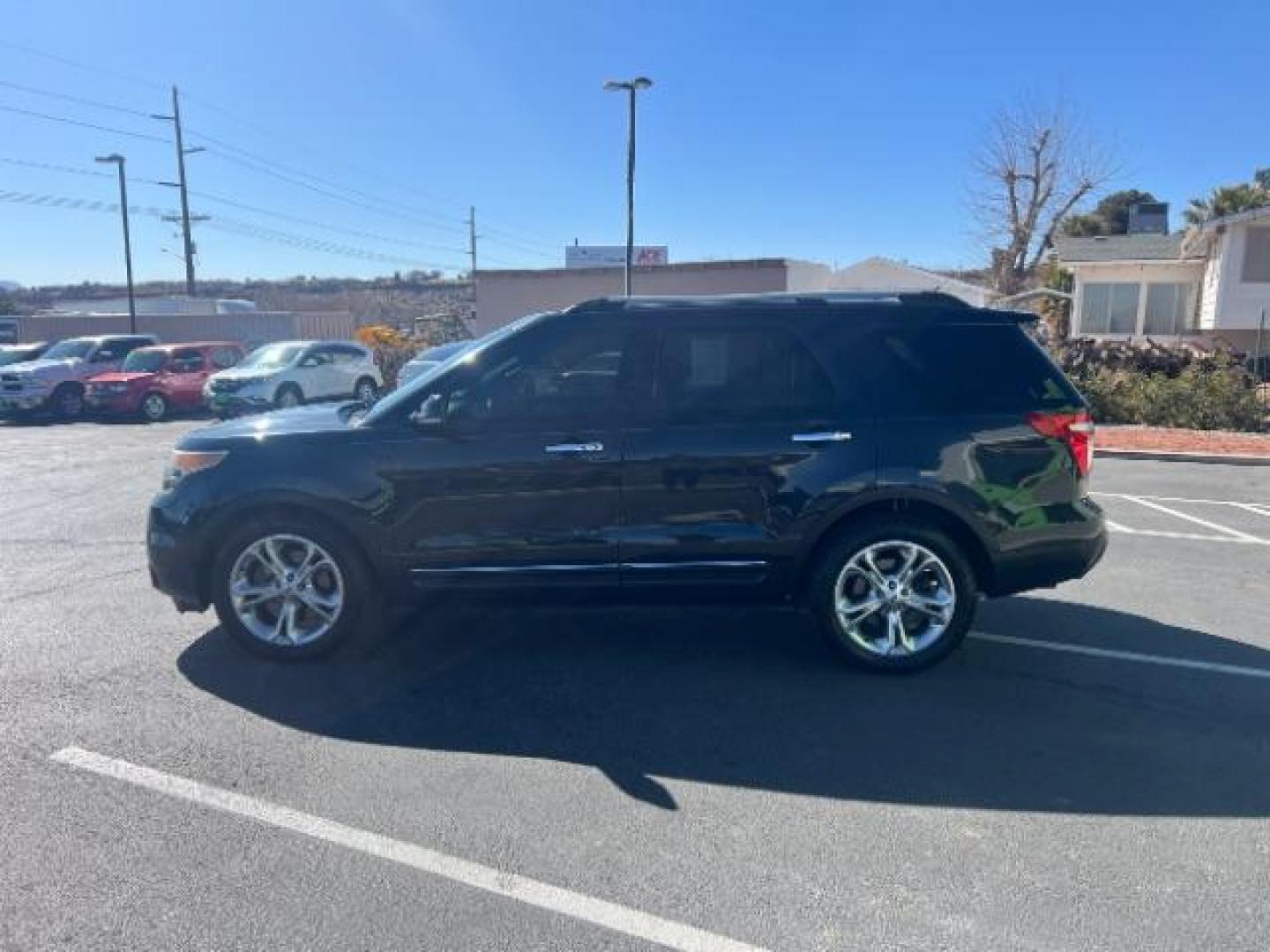 2013 Tuxedo Black Metallic /Charcoal Black Perforated Leather Interior Ford Explorer Limited FWD (1FM5K7F89DG) with an 3.5L V6 DOHC 24V engine, 6-Speed Automatic transmission, located at 1865 East Red Hills Pkwy, St. George, 84770, (435) 628-0023, 37.120850, -113.543640 - We specialize in helping ALL people get the best financing available. No matter your credit score, good, bad or none we can get you an amazing rate. Had a bankruptcy, divorce, or repossessions? We give you the green light to get your credit back on the road. Low down and affordable payments that fit - Photo#3