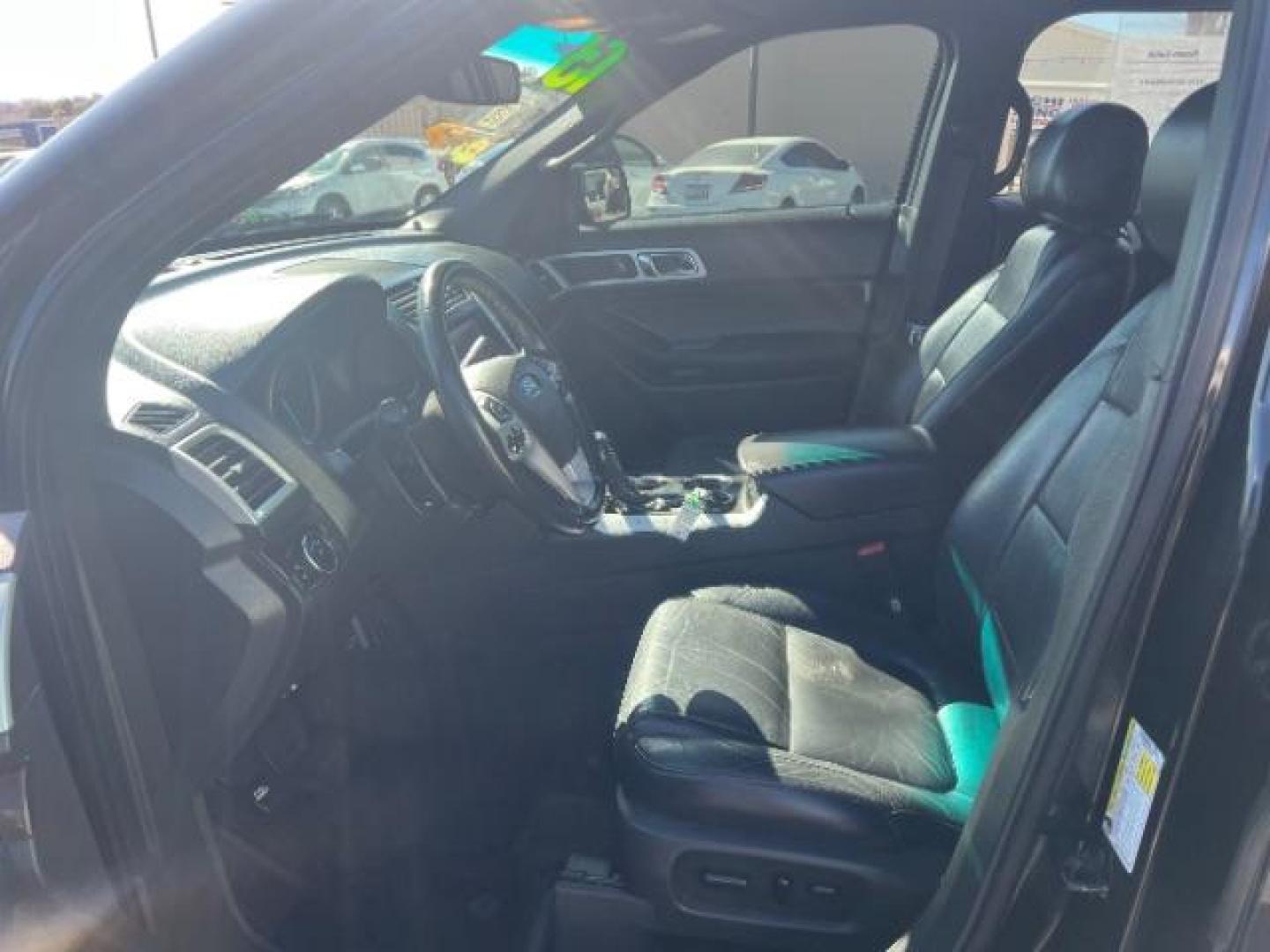2013 Tuxedo Black Metallic /Charcoal Black Perforated Leather Interior Ford Explorer Limited FWD (1FM5K7F89DG) with an 3.5L V6 DOHC 24V engine, 6-Speed Automatic transmission, located at 1865 East Red Hills Pkwy, St. George, 84770, (435) 628-0023, 37.120850, -113.543640 - We specialize in helping ALL people get the best financing available. No matter your credit score, good, bad or none we can get you an amazing rate. Had a bankruptcy, divorce, or repossessions? We give you the green light to get your credit back on the road. Low down and affordable payments that fit - Photo#14