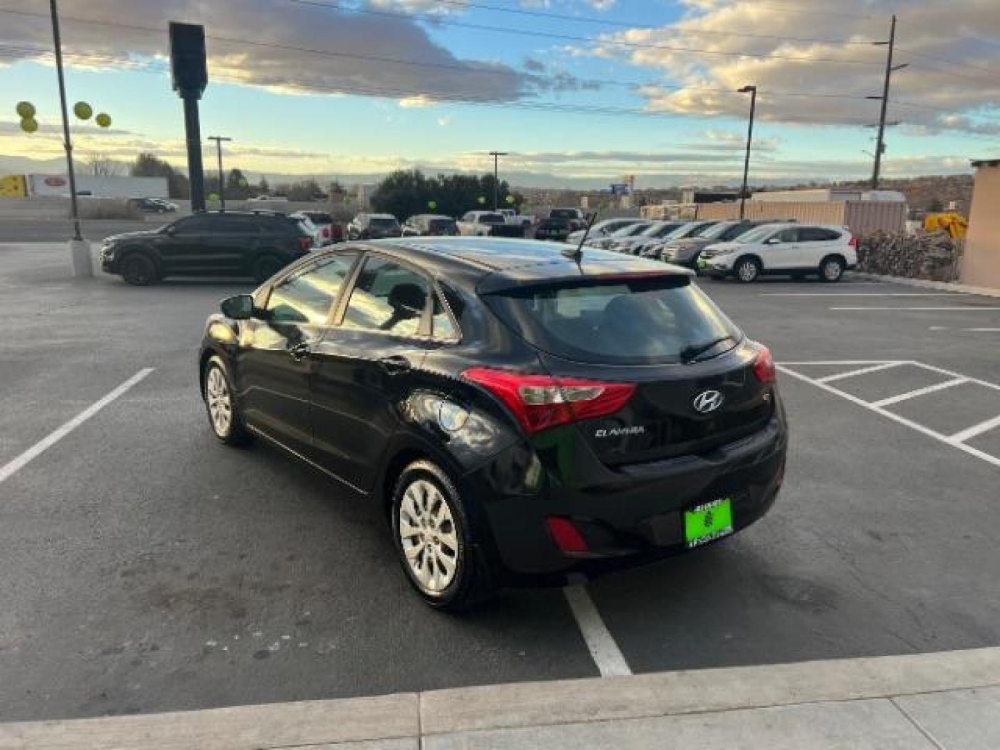 2016 BLACK /Charcoal, cloth Hyundai Elantra A/T (KMHD35LH3GU) with an 2.0L L4 16V DOHC engine, 6-Speed Automatic transmission, located at 940 North Main Street, Cedar City, UT, 84720, (435) 628-0023, 37.692936, -113.061897 - We specialize in helping ALL people get the best financing available. No matter your credit score, good, bad or none we can get you an amazing rate. Had a bankruptcy, divorce, or repossessions? We give you the green light to get your credit back on the road. Low down and affordable payments that fit - Photo#4