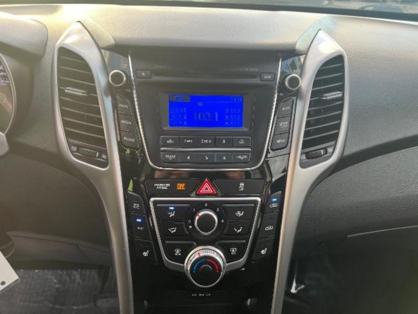 2016 BLACK /Charcoal, cloth Hyundai Elantra A/T (KMHD35LH3GU) with an 2.0L L4 16V DOHC engine, 6-Speed Automatic transmission, located at 940 North Main Street, Cedar City, UT, 84720, (435) 628-0023, 37.692936, -113.061897 - We specialize in helping ALL people get the best financing available. No matter your credit score, good, bad or none we can get you an amazing rate. Had a bankruptcy, divorce, or repossessions? We give you the green light to get your credit back on the road. Low down and affordable payments that fit - Photo#18