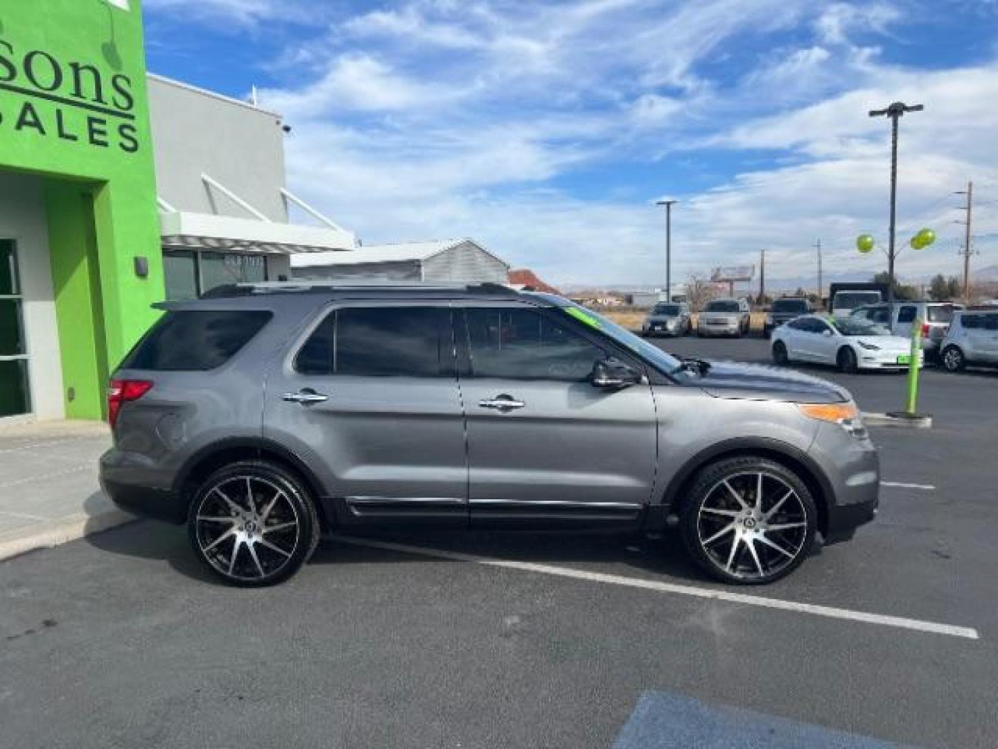 2014 Gray /Black Leather Interior Ford Explorer S (1FM5K7D82EG) with an 3.5L V6 DOHC 24V engine, 6-Speed Automatic transmission, located at 1865 East Red Hills Pkwy, St. George, 84770, (435) 628-0023, 37.120850, -113.543640 - We specialize in helping ALL people get the best financing available. No matter your credit score, good, bad or none we can get you an amazing rate. Had a bankruptcy, divorce, or repossessions? We give you the green light to get your credit back on the road. Low down and affordable payments that fit - Photo#7