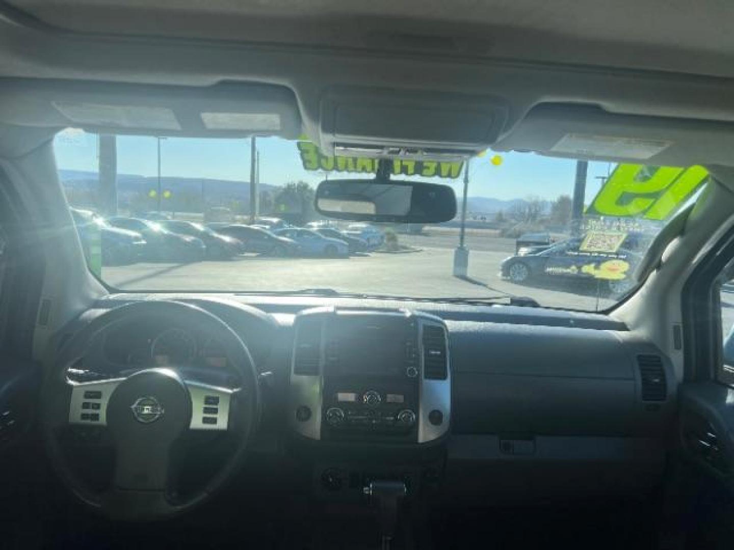 2019 Glacier White /Steel Nissan Frontier SL (1N6AD0EV1KN) with an 4.0L V6 DOHC 24V engine, 5-Speed Automatic transmission, located at 1865 East Red Hills Pkwy, St. George, 84770, (435) 628-0023, 37.120850, -113.543640 - Photo#23