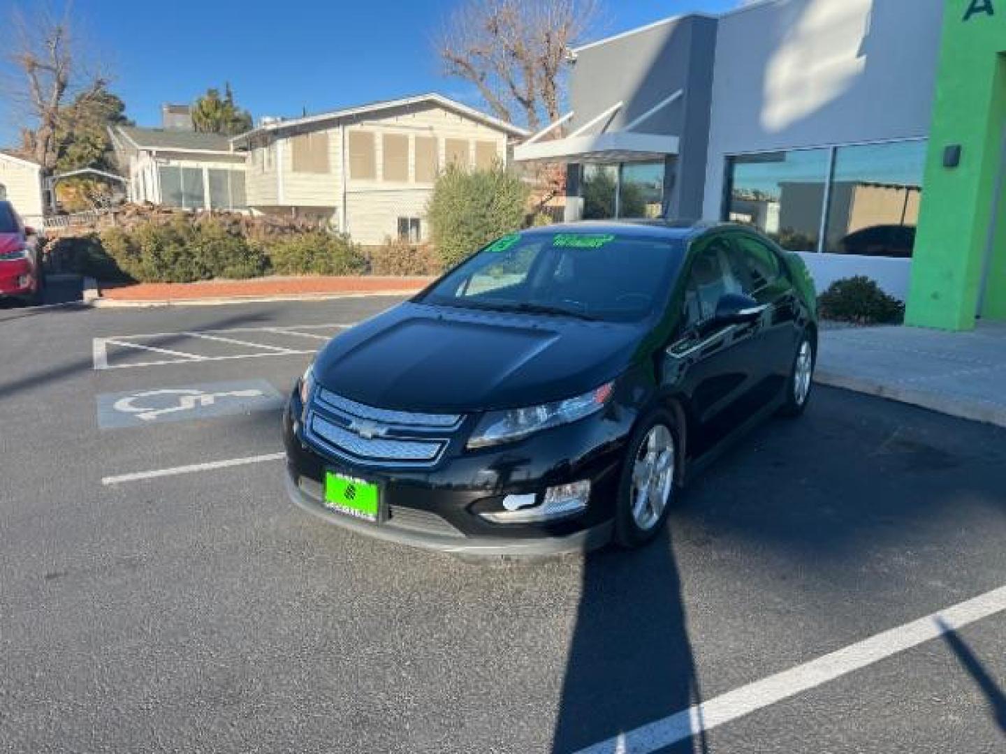 2013 Black /Black Leather Interior Chevrolet Volt Standard w/ Navigation and LEP (1G1RG6E41DU) with an 1.4L L4 DOHC 16V PLUG-IN HYBRID engine, Continuously Variable Transmission transmission, located at 1865 East Red Hills Pkwy, St. George, 84770, (435) 628-0023, 37.120850, -113.543640 - ***This vehicle qualifies for the EV/Hybrid tax rebate of up to $4,000*** We are setup with the IRS to receive direct payments within 72 hours. We file the rebate online with IRS and can credit it to your down payment, reduce the sales price OR give you cashback!! These cars will not last and can o - Photo#2
