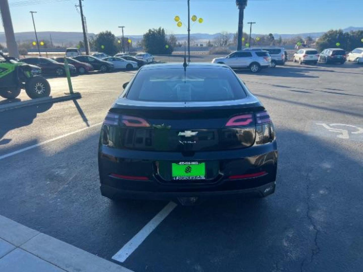 2013 Black /Black Leather Interior Chevrolet Volt Standard w/ Navigation and LEP (1G1RG6E41DU) with an 1.4L L4 DOHC 16V PLUG-IN HYBRID engine, Continuously Variable Transmission transmission, located at 1865 East Red Hills Pkwy, St. George, 84770, (435) 628-0023, 37.120850, -113.543640 - ***This vehicle qualifies for the EV/Hybrid tax rebate of up to $4,000*** We are setup with the IRS to receive direct payments within 72 hours. We file the rebate online with IRS and can credit it to your down payment, reduce the sales price OR give you cashback!! These cars will not last and can o - Photo#5