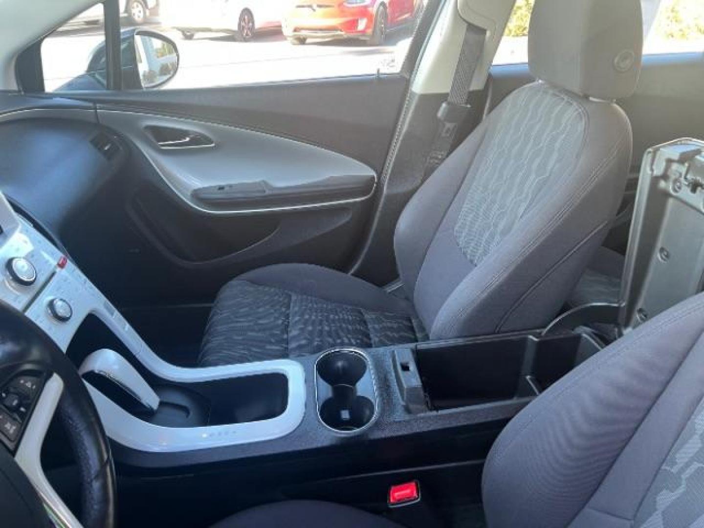 2013 Black /Black Leather Interior Chevrolet Volt Standard w/ Navigation and LEP (1G1RG6E41DU) with an 1.4L L4 DOHC 16V PLUG-IN HYBRID engine, Continuously Variable Transmission transmission, located at 1865 East Red Hills Pkwy, St. George, 84770, (435) 628-0023, 37.120850, -113.543640 - ***This vehicle qualifies for the EV/Hybrid tax rebate of up to $4,000*** We are setup with the IRS to receive direct payments within 72 hours. We file the rebate online with IRS and can credit it to your down payment, reduce the sales price OR give you cashback!! These cars will not last and can o - Photo#19