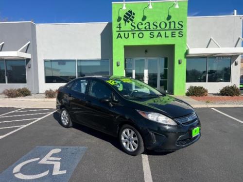 2012 Ford Fiesta SE Sedan
