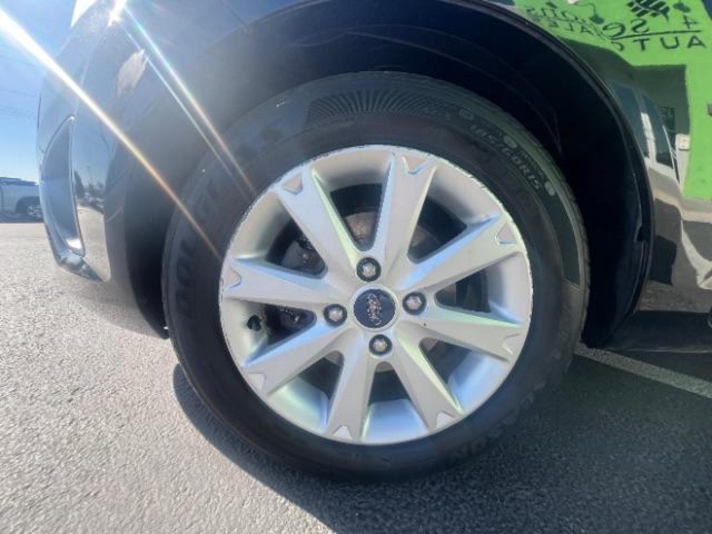 2012 Tuxedo Black Metallic /Charcoal Black/Light Stone Ford Fiesta SE (3FADP4BJ3CM) with an 1.6L I-4 DOHC engine, 5-Speed Manual transmission, located at 1865 East Red Hills Pkwy, St. George, 84770, (435) 628-0023, 37.120850, -113.543640 - Photo#11