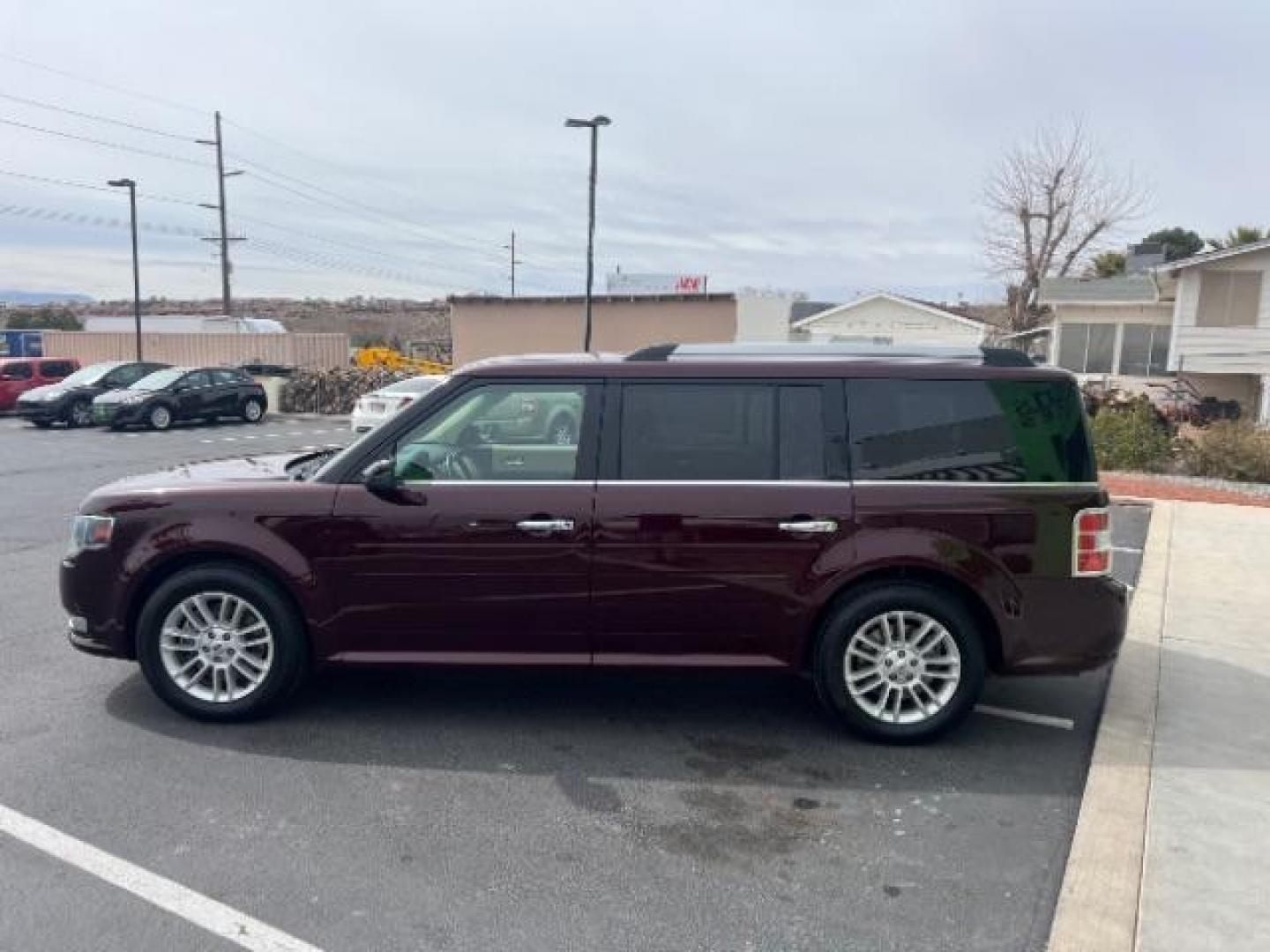 2018 Burgundy Velvet Tinted Clearcoat /Charcoal Black Ford Flex SEL (2FMGK5C87JB) with an 3.5L V6 DOHC 24V engine, 6-Speed Automatic transmission, located at 940 North Main Street, Cedar City, UT, 84720, (435) 628-0023, 37.692936, -113.061897 - We specialize in helping ALL people get the best financing available. No matter your credit score, good, bad or none we can get you an amazing rate. Had a bankruptcy, divorce, or repossessions? We give you the green light to get your credit back on the road. Low down and affordable payments that fit - Photo#3