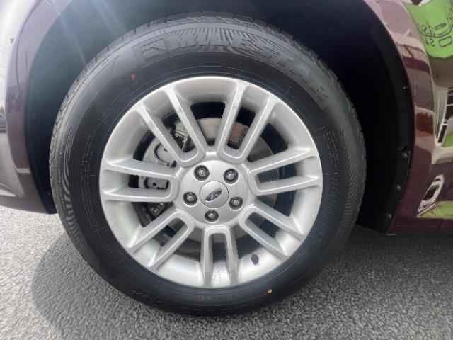 2018 Burgundy Velvet Tint /Charcoal Black Ford Flex SEL (2FMGK5C87JB) with an 3.5L V6 DOHC 24V engine, 6-Speed Automatic transmission, located at 1865 East Red Hills Pkwy, St. George, 84770, (435) 628-0023, 37.120850, -113.543640 - Photo#11