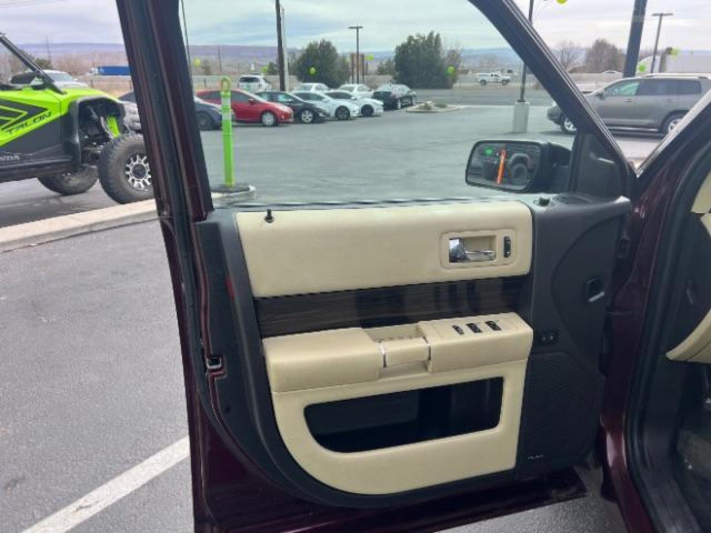 2018 Burgundy Velvet Tinted Clearcoat /Charcoal Black Ford Flex SEL (2FMGK5C87JB) with an 3.5L V6 DOHC 24V engine, 6-Speed Automatic transmission, located at 940 North Main Street, Cedar City, UT, 84720, (435) 628-0023, 37.692936, -113.061897 - We specialize in helping ALL people get the best financing available. No matter your credit score, good, bad or none we can get you an amazing rate. Had a bankruptcy, divorce, or repossessions? We give you the green light to get your credit back on the road. Low down and affordable payments that fit - Photo#12