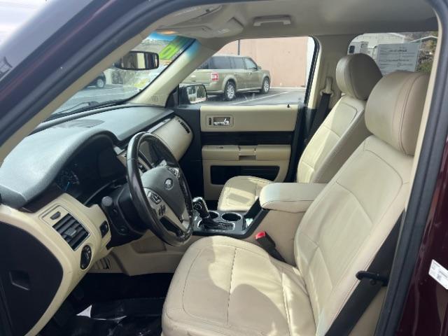 2018 Burgundy Velvet Tint /Charcoal Black Ford Flex SEL (2FMGK5C87JB) with an 3.5L V6 DOHC 24V engine, 6-Speed Automatic transmission, located at 1865 East Red Hills Pkwy, St. George, 84770, (435) 628-0023, 37.120850, -113.543640 - Photo#14