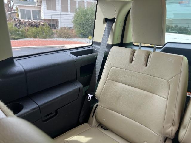 2018 Burgundy Velvet Tint /Charcoal Black Ford Flex SEL (2FMGK5C87JB) with an 3.5L V6 DOHC 24V engine, 6-Speed Automatic transmission, located at 1865 East Red Hills Pkwy, St. George, 84770, (435) 628-0023, 37.120850, -113.543640 - Photo#25