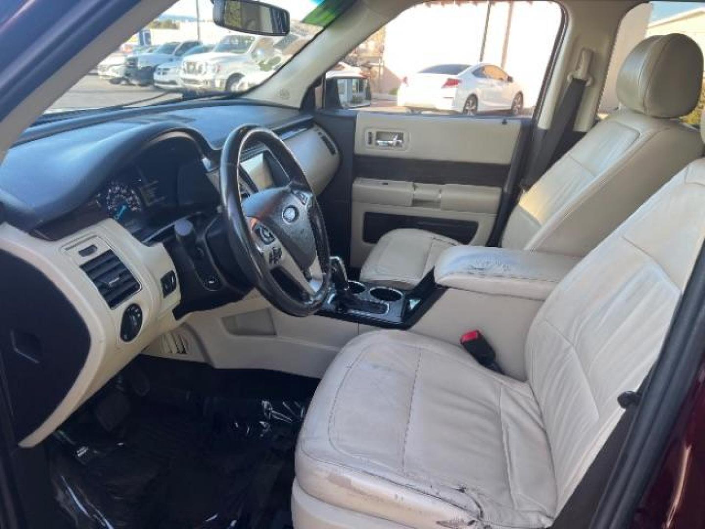 2018 Burgundy Velvet Tinted Clearcoat /Dune Ford Flex SEL (2FMGK5C87JB) with an 3.5L V6 DOHC 24V engine, 6-Speed Automatic transmission, located at 940 North Main Street, Cedar City, UT, 84720, (435) 628-0023, 37.692936, -113.061897 - Photo#14