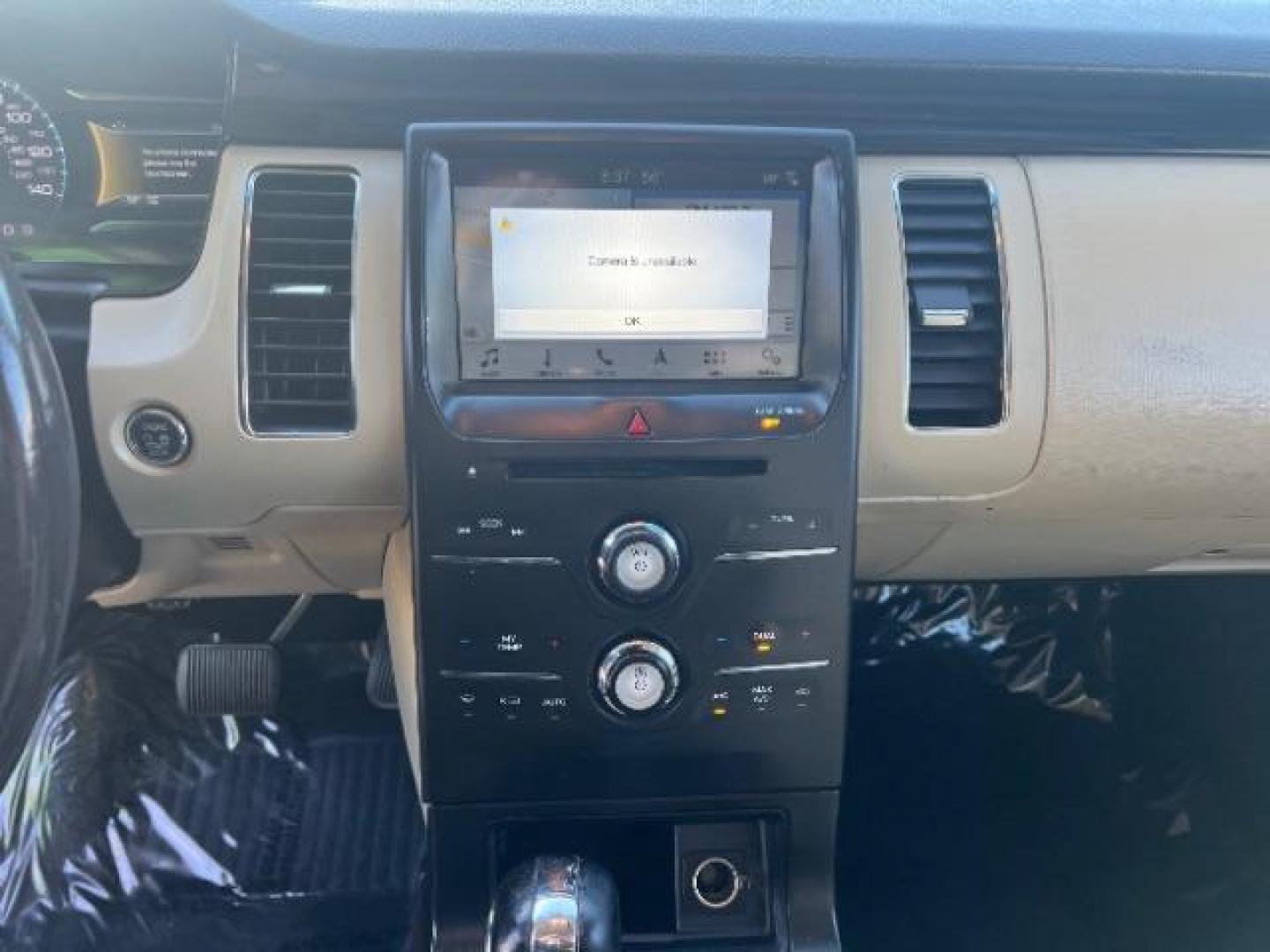 2018 Burgundy Velvet Tinted Clearcoat /Dune Ford Flex SEL (2FMGK5C87JB) with an 3.5L V6 DOHC 24V engine, 6-Speed Automatic transmission, located at 940 North Main Street, Cedar City, UT, 84720, (435) 628-0023, 37.692936, -113.061897 - Photo#17