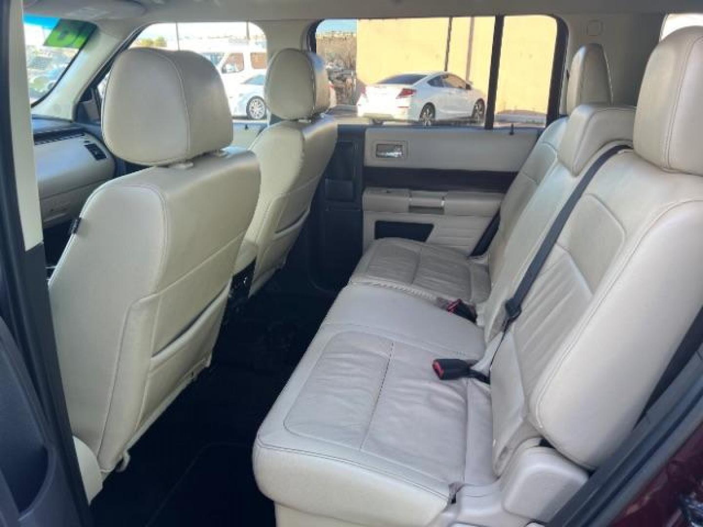 2018 Burgundy Velvet Tinted Clearcoat /Dune Ford Flex SEL (2FMGK5C87JB) with an 3.5L V6 DOHC 24V engine, 6-Speed Automatic transmission, located at 940 North Main Street, Cedar City, UT, 84720, (435) 628-0023, 37.692936, -113.061897 - Photo#21