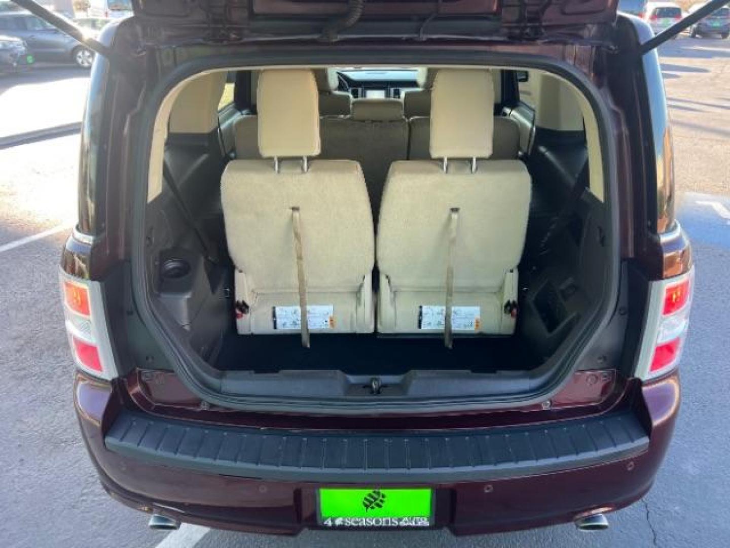 2018 Burgundy Velvet Tinted Clearcoat /Dune Ford Flex SEL (2FMGK5C87JB) with an 3.5L V6 DOHC 24V engine, 6-Speed Automatic transmission, located at 940 North Main Street, Cedar City, UT, 84720, (435) 628-0023, 37.692936, -113.061897 - Photo#27