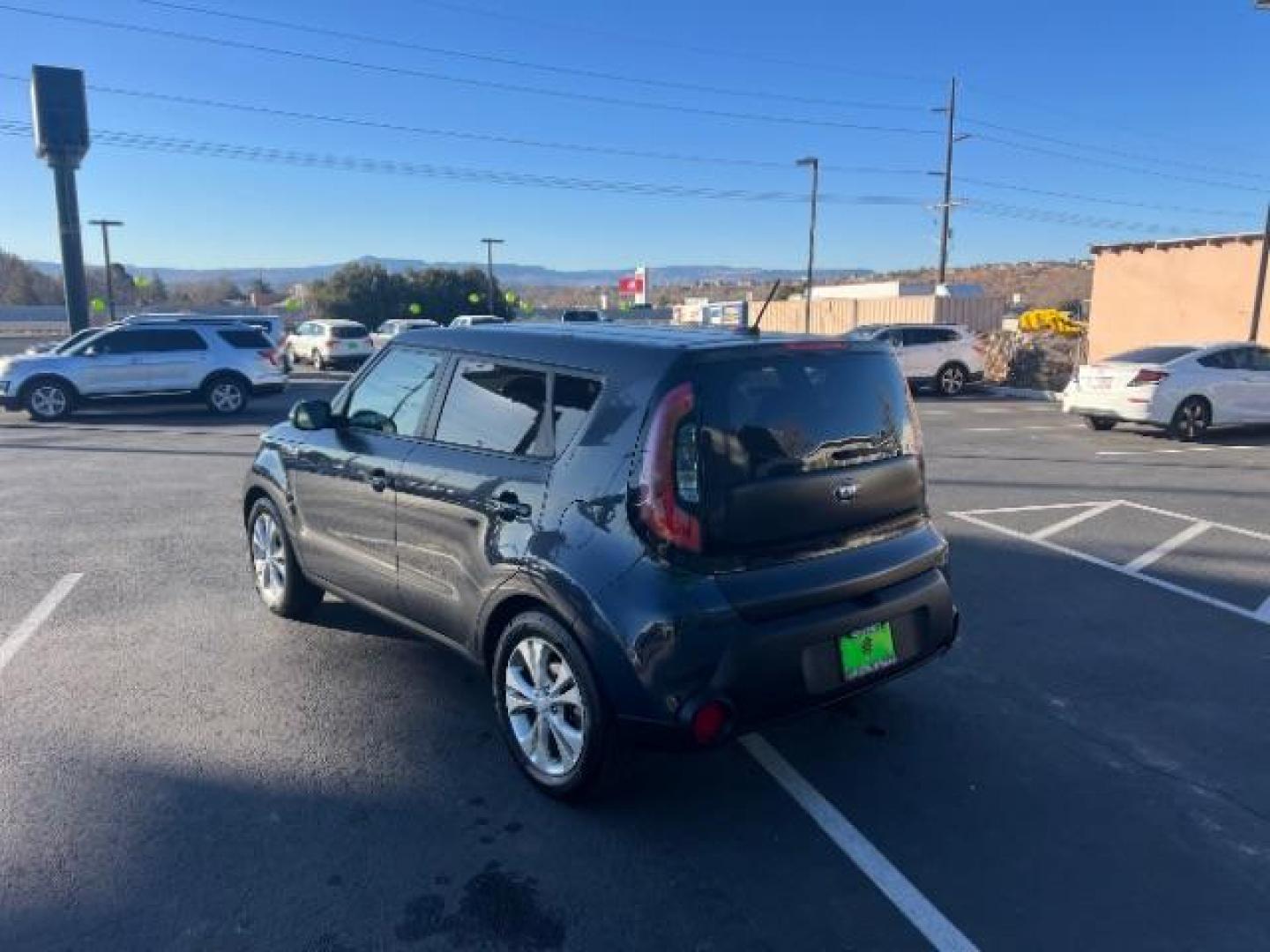 2014 Two Tone Navy/Black /Black Interior Kia Soul + (KNDJP3A53E7) with an 2.0L L4 DOHC 16V engine, 6-Speed Automatic transmission, located at 940 North Main Street, Cedar City, UT, 84720, (435) 628-0023, 37.692936, -113.061897 - Photo#4