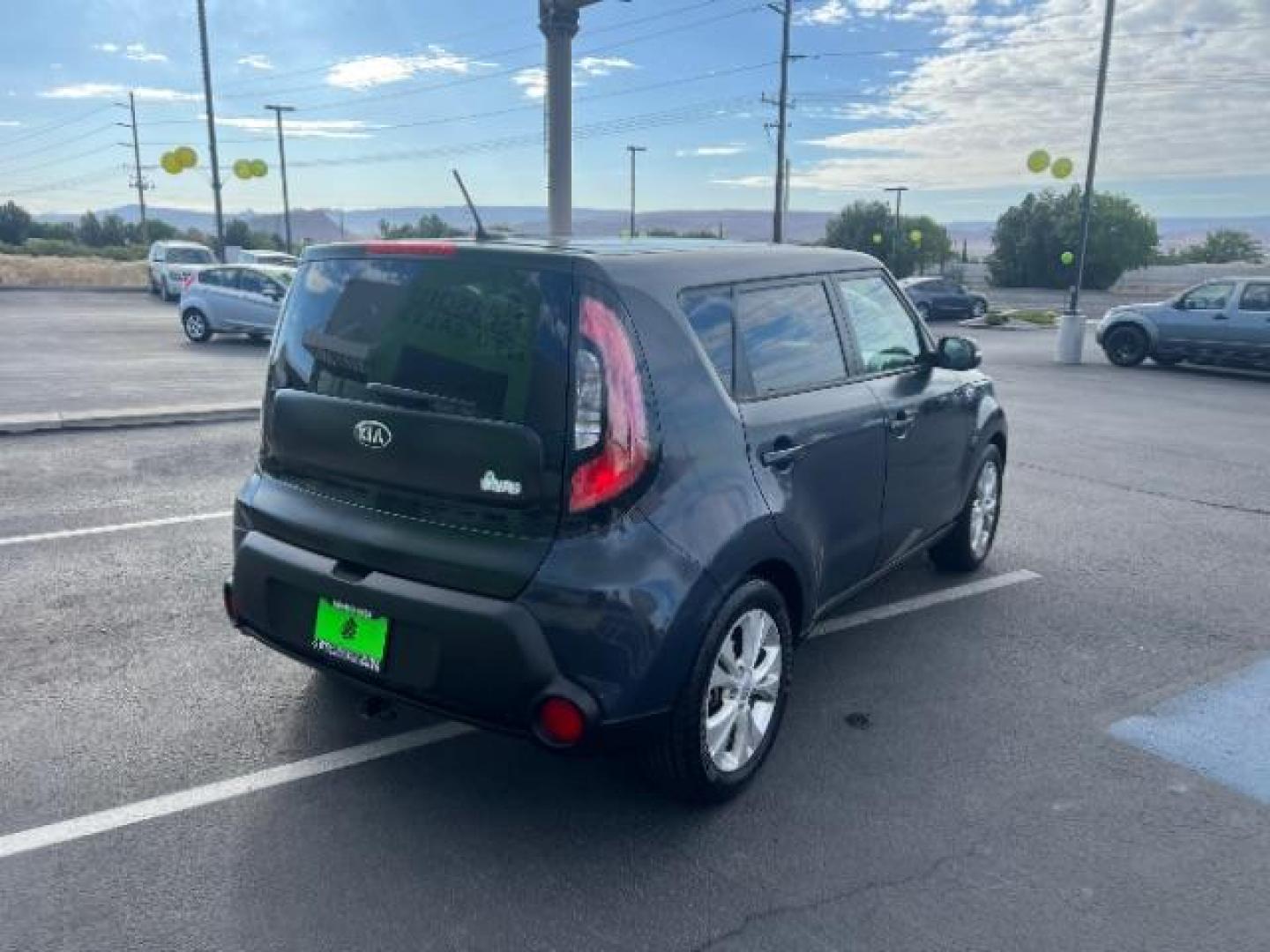 2014 Two Tone Navy/Black /Black Interior Kia Soul + (KNDJP3A53E7) with an 2.0L L4 DOHC 16V engine, 6-Speed Automatic transmission, located at 1865 East Red Hills Pkwy, St. George, 84770, (435) 628-0023, 37.120850, -113.543640 - We specialize in helping ALL people get the best financing available. No matter your credit score, good, bad or none we can get you an amazing rate. Had a bankruptcy, divorce, or repossessions? We give you the green light to get your credit back on the road. Low down and affordable payments that fit - Photo#6