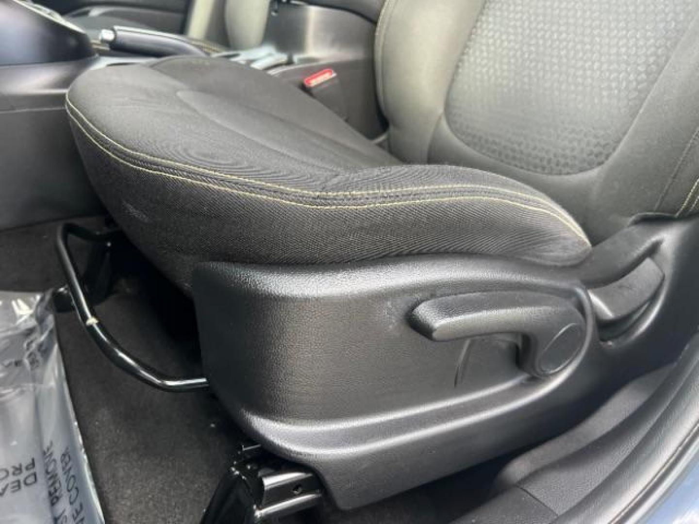 2014 Two Tone Navy/Black /Black Interior Kia Soul + (KNDJP3A53E7) with an 2.0L L4 DOHC 16V engine, 6-Speed Automatic transmission, located at 1865 East Red Hills Pkwy, St. George, 84770, (435) 628-0023, 37.120850, -113.543640 - We specialize in helping ALL people get the best financing available. No matter your credit score, good, bad or none we can get you an amazing rate. Had a bankruptcy, divorce, or repossessions? We give you the green light to get your credit back on the road. Low down and affordable payments that fit - Photo#13