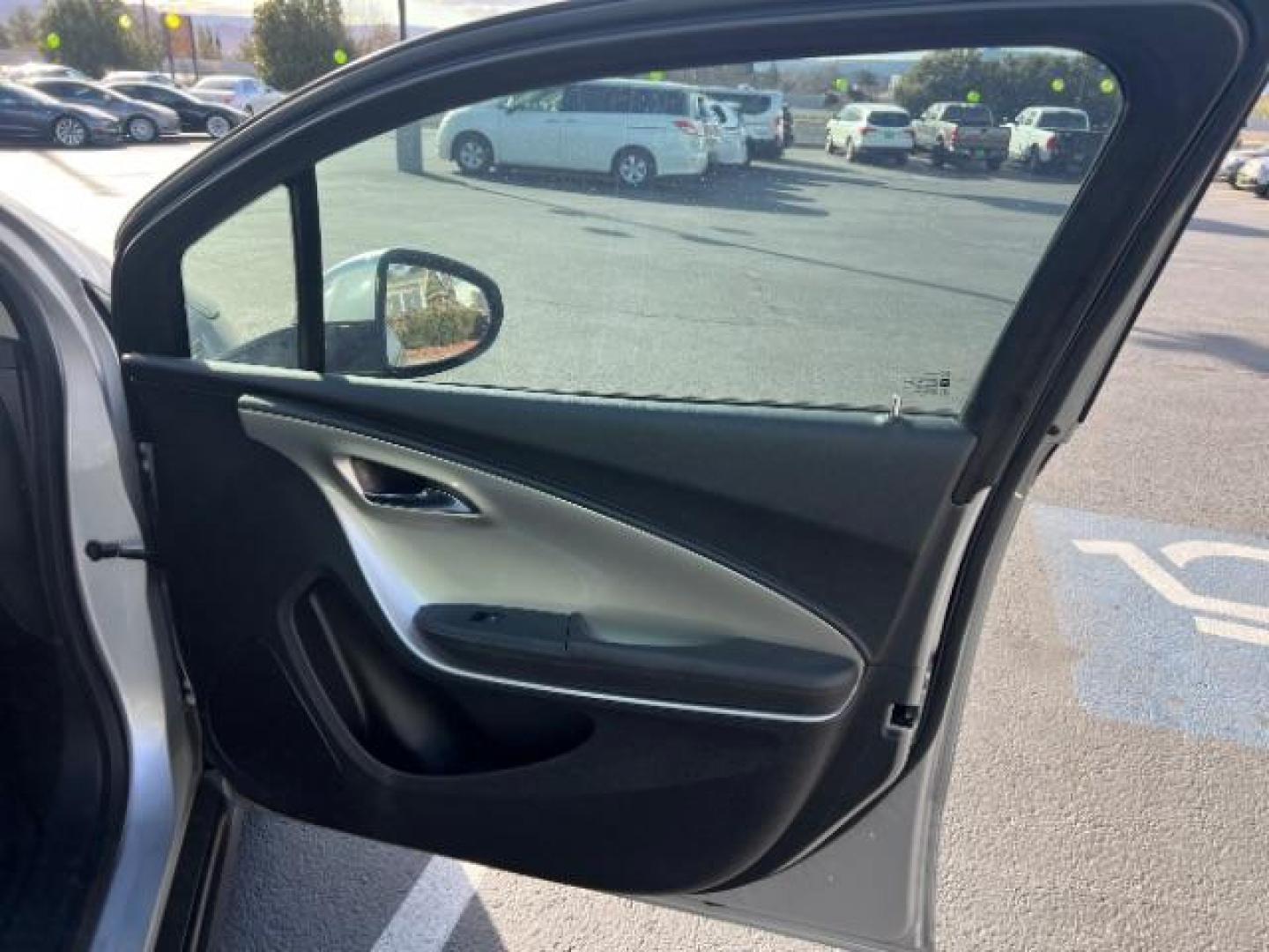 2013 Silver /Black Chevrolet Volt Premium w/ LEP (1G1RF6E44DU) with an 1.4L L4 DOHC 16V PLUG-IN HYBRID engine, Continuously Variable Transmission transmission, located at 1865 East Red Hills Pkwy, St. George, 84770, (435) 628-0023, 37.120850, -113.543640 - ***This vehicle qualifies for the EV/Hybrid tax rebate of up to $4,000*** We are setup with the IRS to receive direct payments within 72 hours. We file the rebate online with IRS and can credit it to your down payment, reduce the sales price OR give you cashback!! These cars will not last and can o - Photo#29