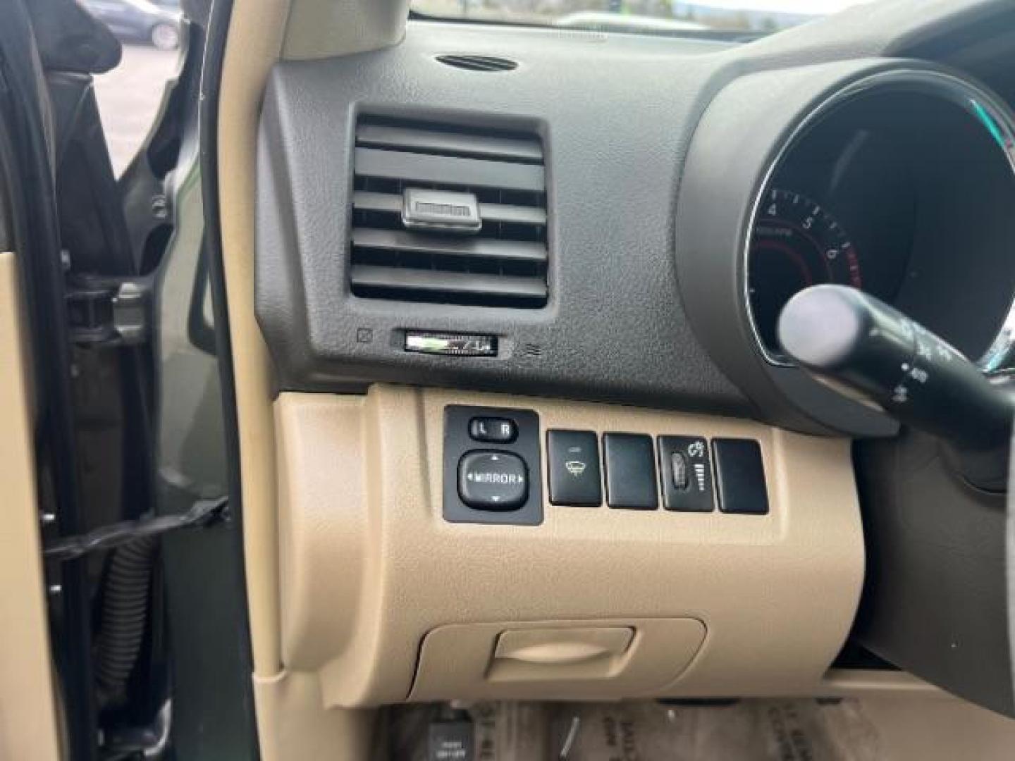 2009 Gray /Black Interior Toyota Highlander Base 2WD (JTEDA41A592) with an 3.5L V6 DOHC 24V engine, 5-Speed Automatic transmission, located at 940 North Main Street, Cedar City, UT, 84720, (435) 628-0023, 37.692936, -113.061897 - Photo#15