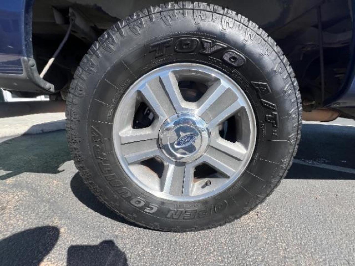 2008 Blue /Gray Cloth Interior Ford F-150 FX4 SuperCrew Short Box (1FTPW14538F) with an 5.4L V8 SOHC 16V engine, 4-Speed Automatic transmission, located at 1865 East Red Hills Pkwy, St. George, 84770, (435) 628-0023, 37.120850, -113.543640 - We specialize in helping ALL people get the best financing available. No matter your credit score, good, bad or none we can get you an amazing rate. Had a bankruptcy, divorce, or repossessions? We give you the green light to get your credit back on the road. Low down and affordable payments that fit - Photo#9