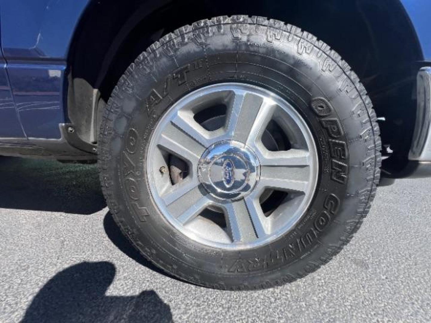 2008 Blue /Gray Cloth Interior Ford F-150 FX4 SuperCrew Short Box (1FTPW14538F) with an 5.4L V8 SOHC 16V engine, 4-Speed Automatic transmission, located at 1865 East Red Hills Pkwy, St. George, 84770, (435) 628-0023, 37.120850, -113.543640 - We specialize in helping ALL people get the best financing available. No matter your credit score, good, bad or none we can get you an amazing rate. Had a bankruptcy, divorce, or repossessions? We give you the green light to get your credit back on the road. Low down and affordable payments that fit - Photo#10