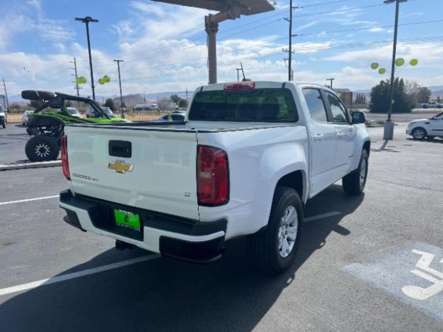 2017 Summit White /Jet Black/Dark Ash Chevrolet Colorado LT (1GCGSCEN3H1) with an 2.5L I-4 gasoline direct injection engine, automatic transmission, located at 1865 East Red Hills Pkwy, St. George, 84770, (435) 628-0023, 37.120850, -113.543640 - We specialize in helping ALL people get the best financing available. No matter your credit score, good, bad or none we can get you an amazing rate. Had a bankruptcy, divorce, or repossessions? We give you the green light to get your credit back on the road. Low down and affordable payments that fit - Photo#6