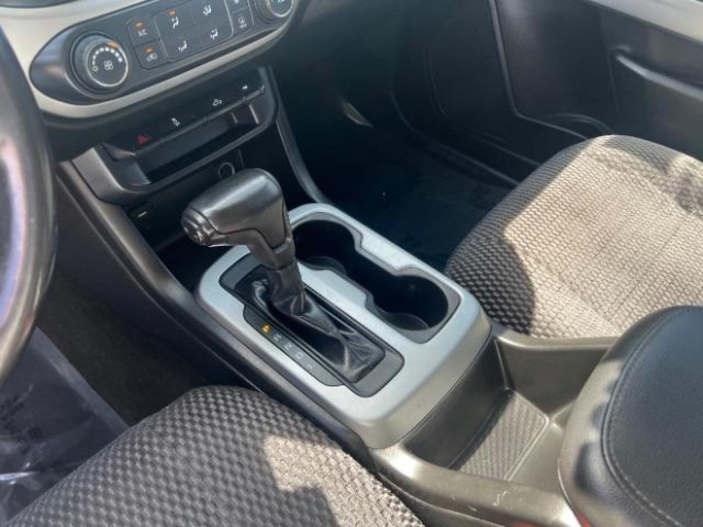 2017 Summit White /Jet Black/Dark Ash Chevrolet Colorado LT (1GCGSCEN3H1) with an 2.5L I-4 gasoline direct injection engine, automatic transmission, located at 1865 East Red Hills Pkwy, St. George, 84770, (435) 628-0023, 37.120850, -113.543640 - We specialize in helping ALL people get the best financing available. No matter your credit score, good, bad or none we can get you an amazing rate. Had a bankruptcy, divorce, or repossessions? We give you the green light to get your credit back on the road. Low down and affordable payments that fit - Photo#18