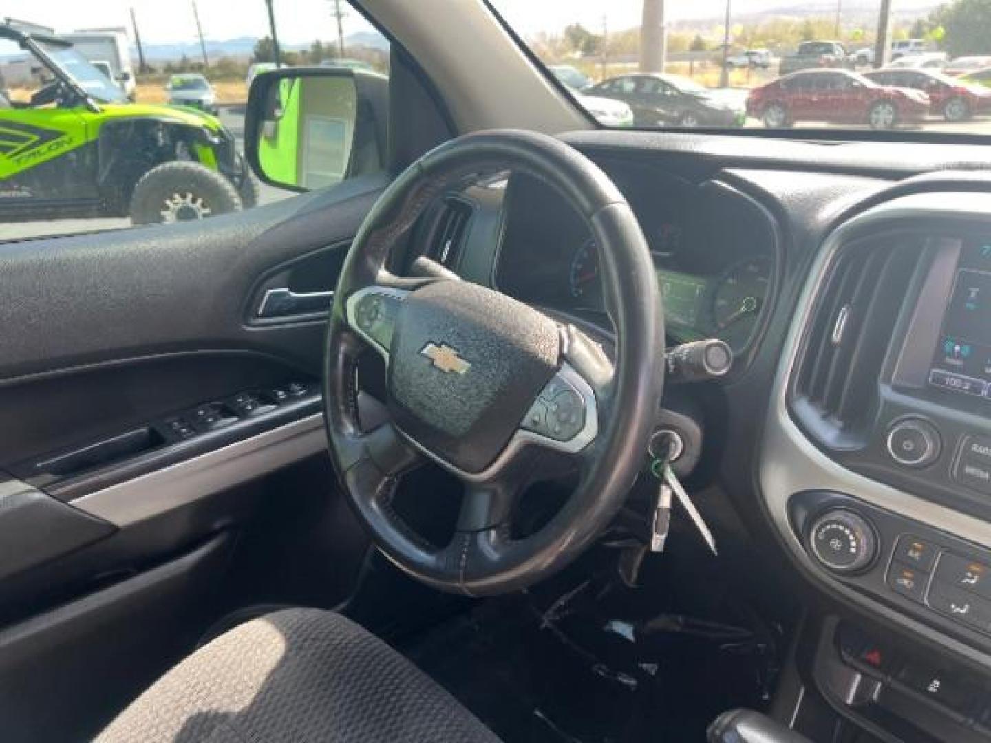 2017 Summit White /Jet Black/Dark Ash Chevrolet Colorado LT (1GCGSCEN3H1) with an 2.5L I-4 gasoline direct injection engine, automatic transmission, located at 1865 East Red Hills Pkwy, St. George, 84770, (435) 628-0023, 37.120850, -113.543640 - We specialize in helping ALL people get the best financing available. No matter your credit score, good, bad or none we can get you an amazing rate. Had a bankruptcy, divorce, or repossessions? We give you the green light to get your credit back on the road. Low down and affordable payments that fit - Photo#31