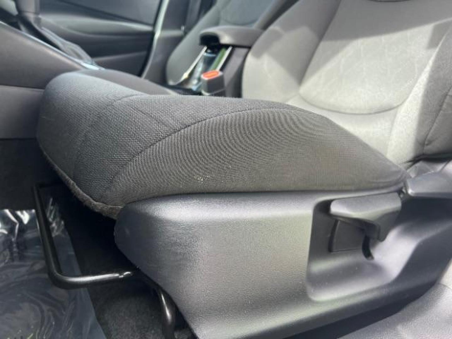 2022 White /Black Toyota Corolla LE (5YFEPMAEXNP) with an 1.8L I-4 DOHC engine, Continuously Variable Transmission transmission, located at 1865 East Red Hills Pkwy, St. George, 84770, (435) 628-0023, 37.120850, -113.543640 - We specialize in helping ALL people get the best financing available. No matter your credit score, good, bad or none we can get you an amazing rate. Had a bankruptcy, divorce, or repossessions? We give you the green light to get your credit back on the road. Low down and affordable payments that fit - Photo#13