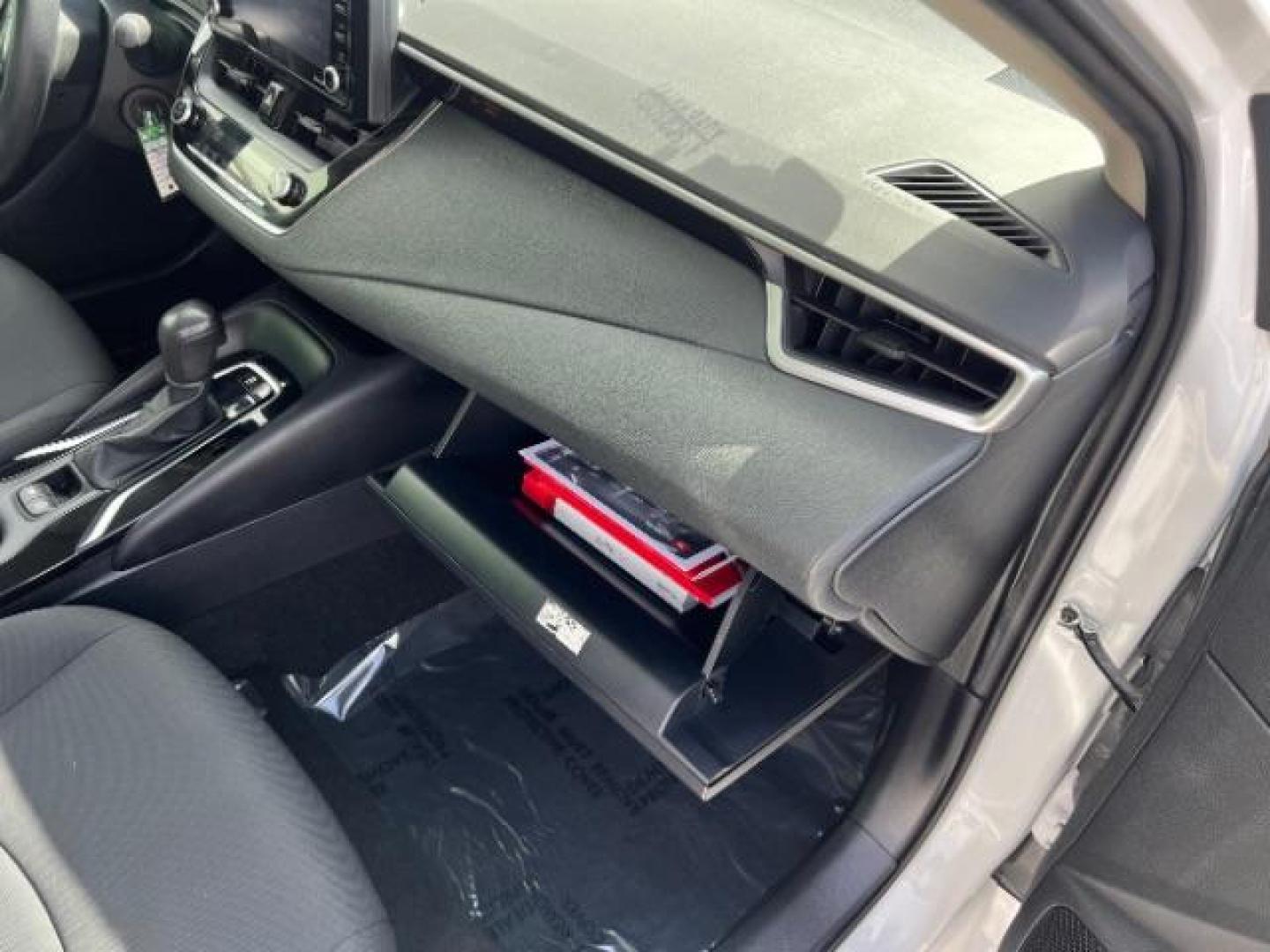 2022 White /Black Toyota Corolla LE (5YFEPMAEXNP) with an 1.8L I-4 DOHC engine, Continuously Variable Transmission transmission, located at 1865 East Red Hills Pkwy, St. George, 84770, (435) 628-0023, 37.120850, -113.543640 - We specialize in helping ALL people get the best financing available. No matter your credit score, good, bad or none we can get you an amazing rate. Had a bankruptcy, divorce, or repossessions? We give you the green light to get your credit back on the road. Low down and affordable payments that fit - Photo#31