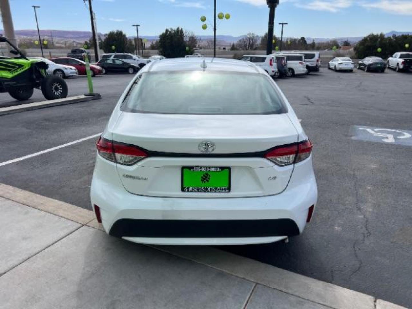 2022 White /Black Toyota Corolla LE (5YFEPMAEXNP) with an 1.8L I-4 DOHC engine, Continuously Variable Transmission transmission, located at 1865 East Red Hills Pkwy, St. George, 84770, (435) 628-0023, 37.120850, -113.543640 - We specialize in helping ALL people get the best financing available. No matter your credit score, good, bad or none we can get you an amazing rate. Had a bankruptcy, divorce, or repossessions? We give you the green light to get your credit back on the road. Low down and affordable payments that fit - Photo#5