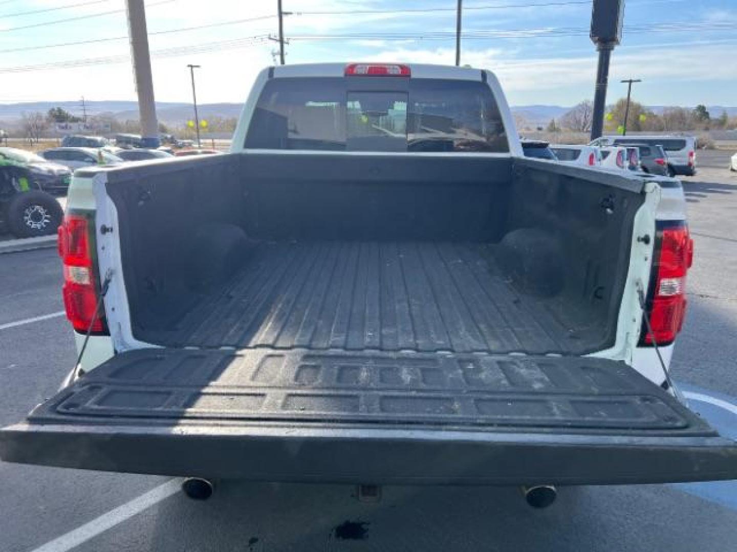 2016 Summit White /Dark Ash/Jet Black GMC Sierra 1500 SLE (3GTU2MEC1GG) with an EcoTec3 5.3L V-8 gasoline direct injection engine, Continuously Variable Transmission transmission, located at 1865 East Red Hills Pkwy, St. George, 84770, (435) 628-0023, 37.120850, -113.543640 - Photo#24