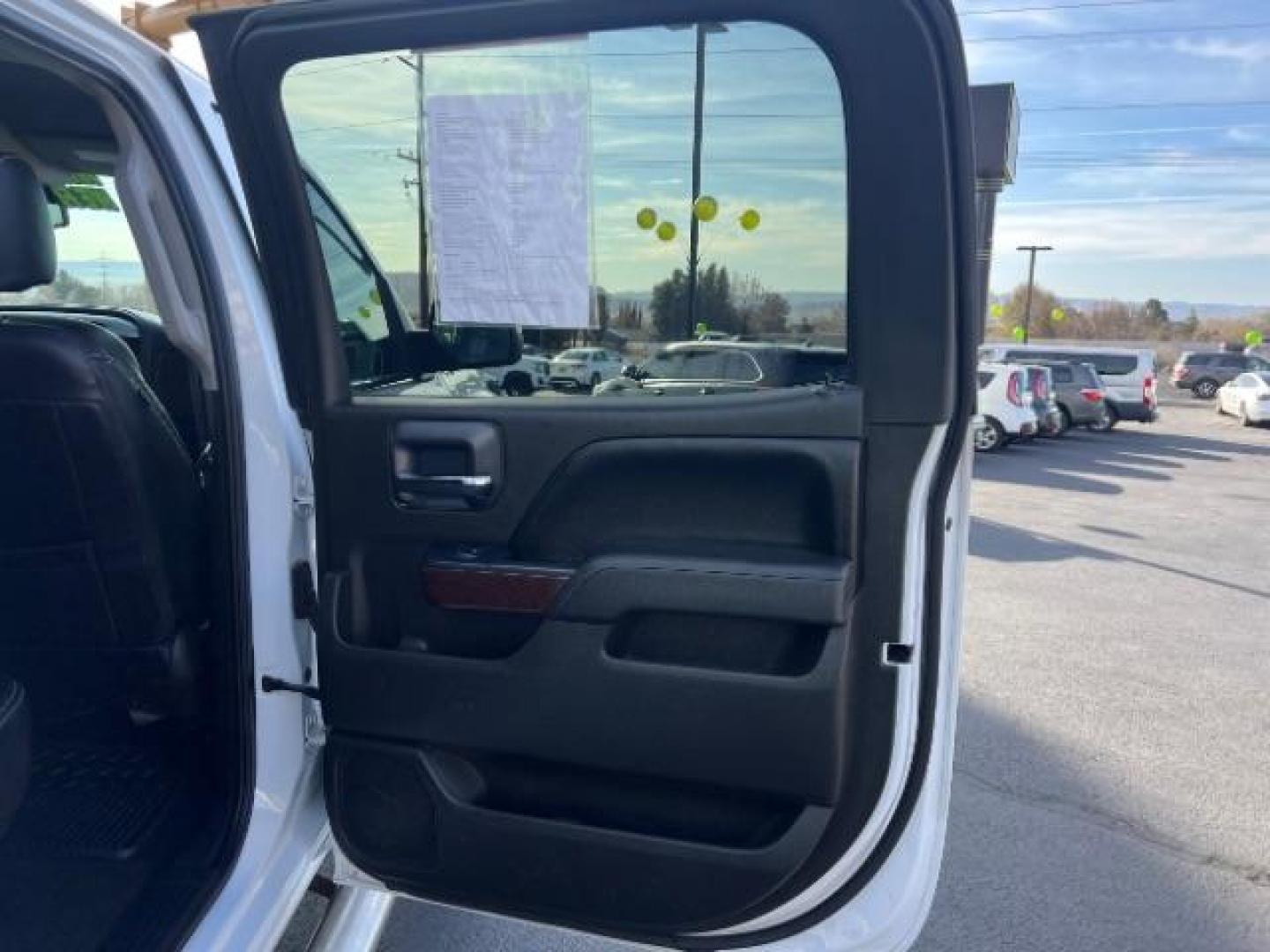 2016 Summit White /Dark Ash/Jet Black GMC Sierra 1500 SLE (3GTU2MEC1GG) with an EcoTec3 5.3L V-8 gasoline direct injection engine, Continuously Variable Transmission transmission, located at 1865 East Red Hills Pkwy, St. George, 84770, (435) 628-0023, 37.120850, -113.543640 - Photo#25