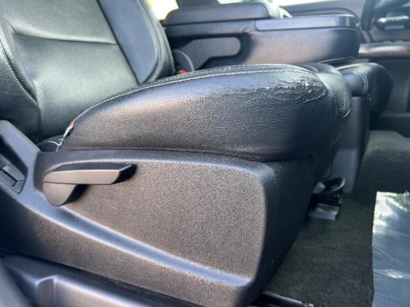 2016 Summit White /Dark Ash/Jet Black GMC Sierra 1500 SLE (3GTU2MEC1GG) with an EcoTec3 5.3L V-8 gasoline direct injection engine, Continuously Variable Transmission transmission, located at 1865 East Red Hills Pkwy, St. George, 84770, (435) 628-0023, 37.120850, -113.543640 - Photo#28