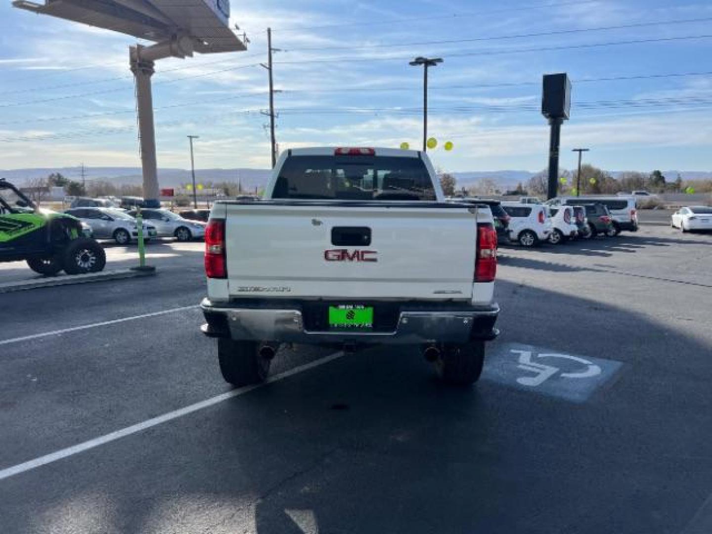 2016 Summit White /Dark Ash/Jet Black GMC Sierra 1500 SLE (3GTU2MEC1GG) with an EcoTec3 5.3L V-8 gasoline direct injection engine, Continuously Variable Transmission transmission, located at 1865 East Red Hills Pkwy, St. George, 84770, (435) 628-0023, 37.120850, -113.543640 - Photo#5