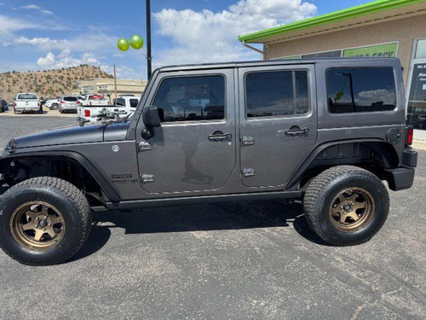 2018 Granite Crystal Metallic Clearcoat /Black Jeep Wrangler JK Unlimited Sport S 4x4 (1C4BJWDG5JL) with an Pentastar 3.6L V-6 DOHC engine, Continuously Variable Transmission transmission, located at 1865 East Red Hills Pkwy, St. George, 84770, (435) 628-0023, 37.120850, -113.543640 - We specialize in helping ALL people get the best financing available. No matter your credit score, good, bad or none we can get you an amazing rate. Had a bankruptcy, divorce, or repossessions? We give you the green light to get your credit back on the road. Low down and affordable payments that fit - Photo#3