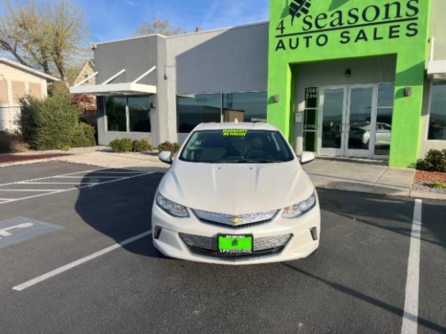 2016 Summit White /Jet Black/Jet Black, cloth Chevrolet Volt LT (1G1RC6S58GU) with an 1.5L L4 DOHC 16V PLUG-IN HYBRID engine, Continuously Variable Transmission transmission, located at 940 North Main Street, Cedar City, UT, 84720, (435) 628-0023, 37.692936, -113.061897 - ***This vehicle qualifies for the EV/Hybrid tax rebate of up to $4,000*** We are setup with the IRS to receive direct payments within 72 hours. We file the rebate online with IRS and can credit it to your down payment, reduce the sales price OR give you cashback!! These cars will not last and can o - Photo#1